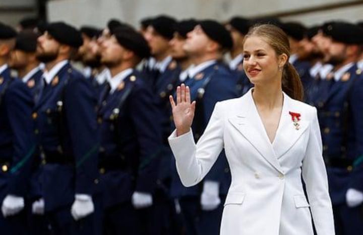 Siempre cerca del pueblo - Princesa Leonor de Borbón - Casa Real España